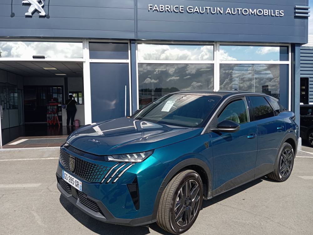 PEUGEOT 3008 Hybrid 136